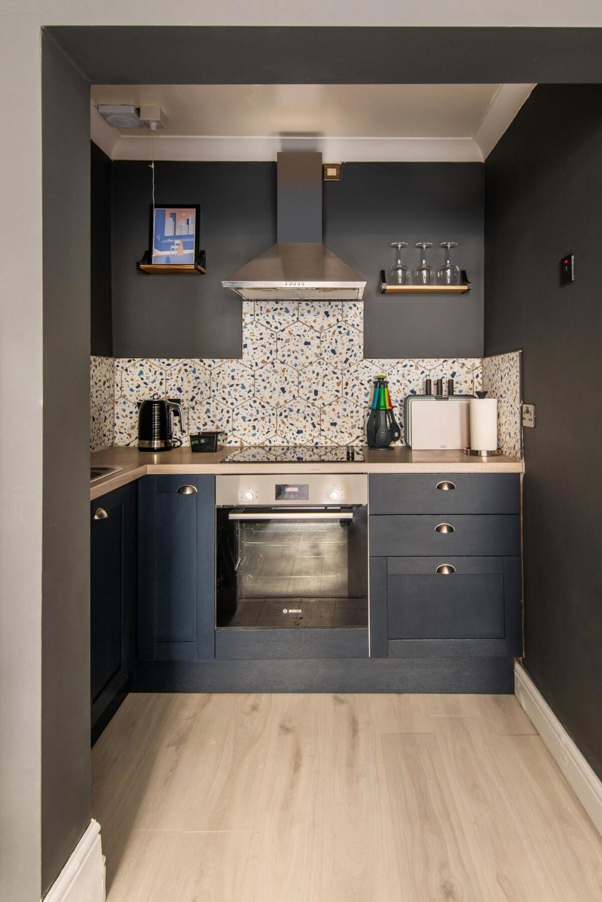 Modern 2-bedroom 30 Seconds To Seafront Brighton